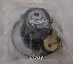 1973 74 75 76 Chevy GMC Truck Locking Gas Cap Chrome GM 994529 NEW SEALED Vntg