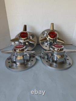 (4) 3 Bar Spinner & Center Caps For 5 Lug Chevy Truck Rally Wheels, Red Flags