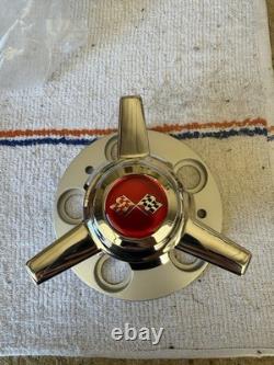 (4) 3 Bar Spinner & Center Caps For 5 Lug Chevy Truck Rally Wheels, Red Flags