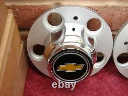 73-91 Chevrolet C/r Truck Blazer Suburban Nos 5 Lug Nos Gm Rally Center Caps