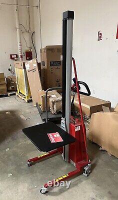DAYTON 38ER33 Manual Platform Lift Trucks 220 lb Load Cap DAMAGED