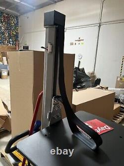 DAYTON 38ER33 Manual Platform Lift Trucks 220 lb Load Cap DAMAGED