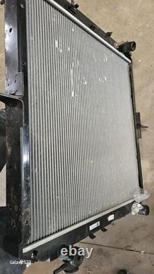 Heavy Duty Truck Radiator Brand New Izuizu