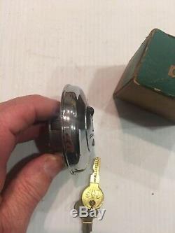 NOS 1960 1963 Chevy Truck LOCKING GAS CAP BOW TIE Original GM Accessory 988977