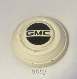 NOS 1967 GMC Dog Dish HUBCAP C15 Pickup Truck Painted 67 Hub Cap