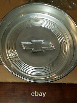 NOS GM 1984-91 Chevy HUBCAPS Set OF 4 Truck Van 10 1/2 S10 Astro Hub Caps B35