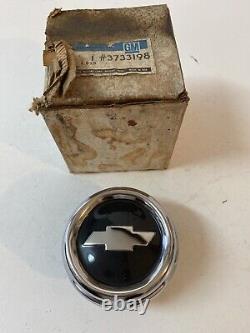 NOS Mint 1957 1958 1959 Chevrolet Truck Horn Cap Cameo Suburban Panel OEM Button