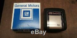 Nos Gm 81-87 Gmc Truck Horn Button Cap C K 1 2 3 Jimmy Suburban 17987492 K5