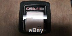 Nos Gm 81-87 Gmc Truck Horn Button Cap C K 1 2 3 Jimmy Suburban 17987492 K5