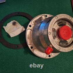 Stemco Hub Cap Assembly 831-0121 Semi Truck Tire Seal Replacement Part Rig